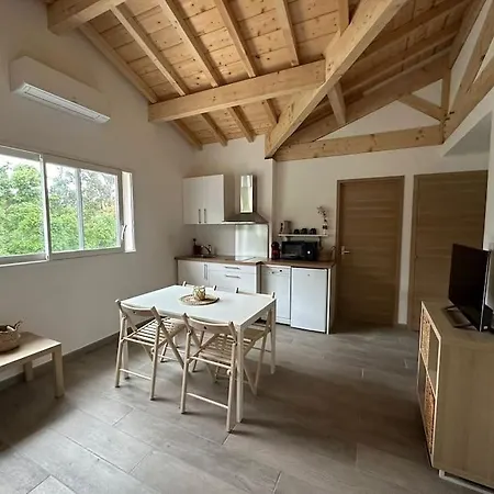 Apparement 6 Personnes Avec Jardin