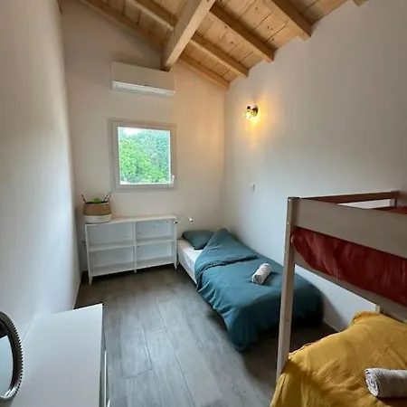 Apparement 6 Personnes Avec Jardin 아파트